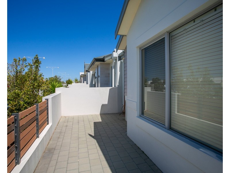 335 Benenden Avenue, Alkimos WA 6038
