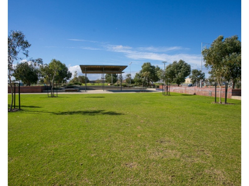 335 Benenden Avenue, Alkimos WA 6038
