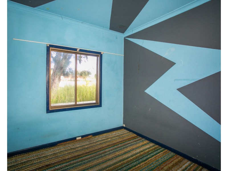 52 Brookman Avenue, Langford WA 6147