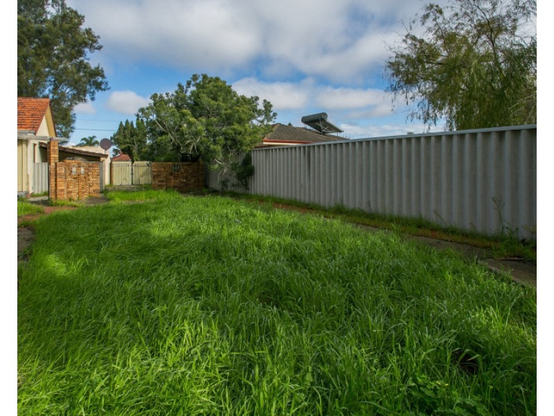 52 Brookman Avenue, Langford WA 6147