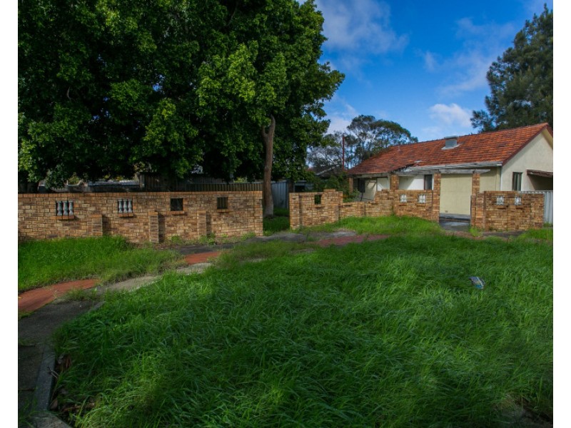 52 Brookman Avenue, Langford WA 6147