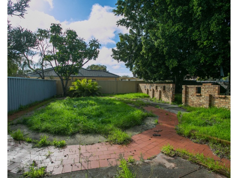 52 Brookman Avenue, Langford WA 6147