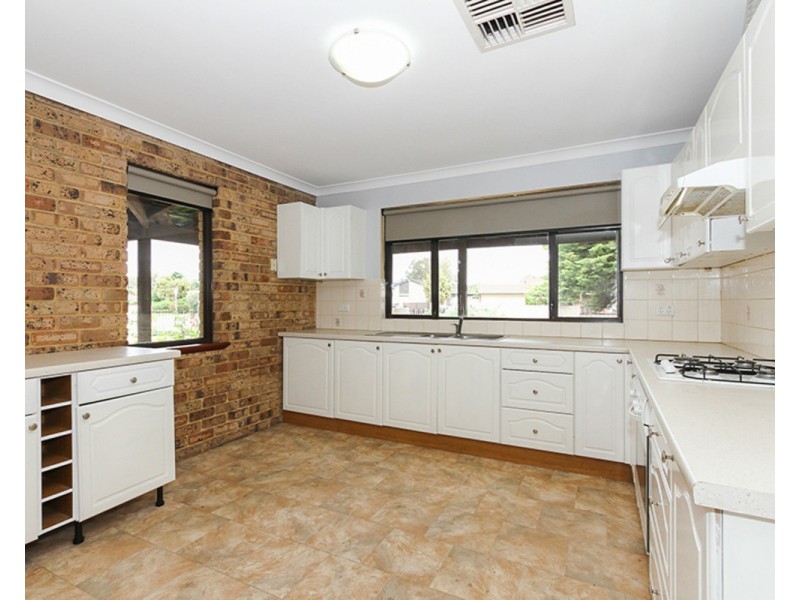 1 Jacaranda Drive, Ballajura WA 6066