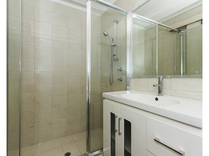 1 Jacaranda Drive, Ballajura WA 6066