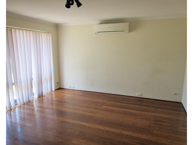 2 Small Street, Beechboro WA 6063