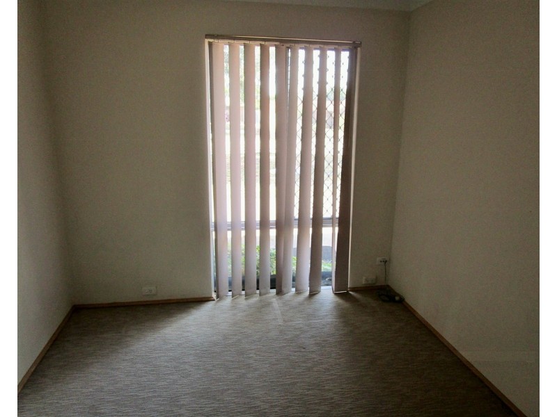 2 Small Street, Beechboro WA 6063