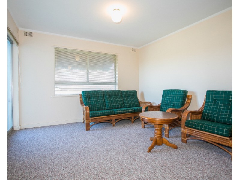 16/3 Powell Court, Orelia WA 6167