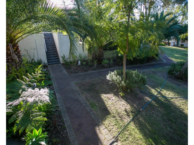 16/3 Powell Court, Orelia WA 6167