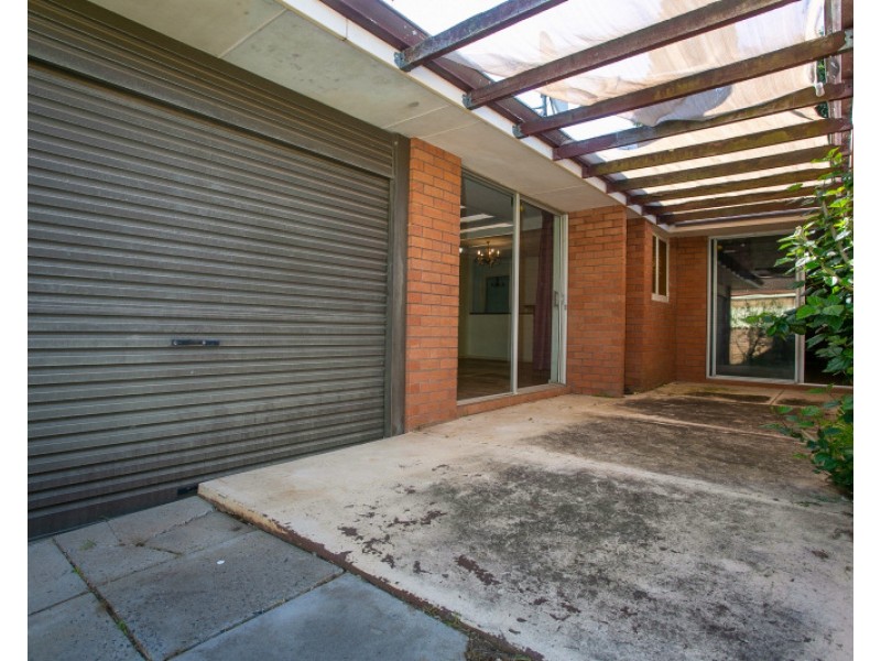 25 Bernley Drive, Viveash WA 6056