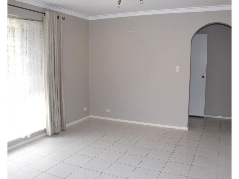 3 Barlee Way, Beechboro WA 6063