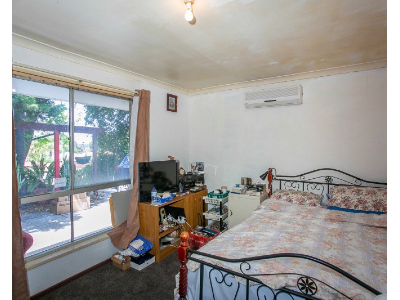 124 Waddington Crescent, Koondoola WA 6064