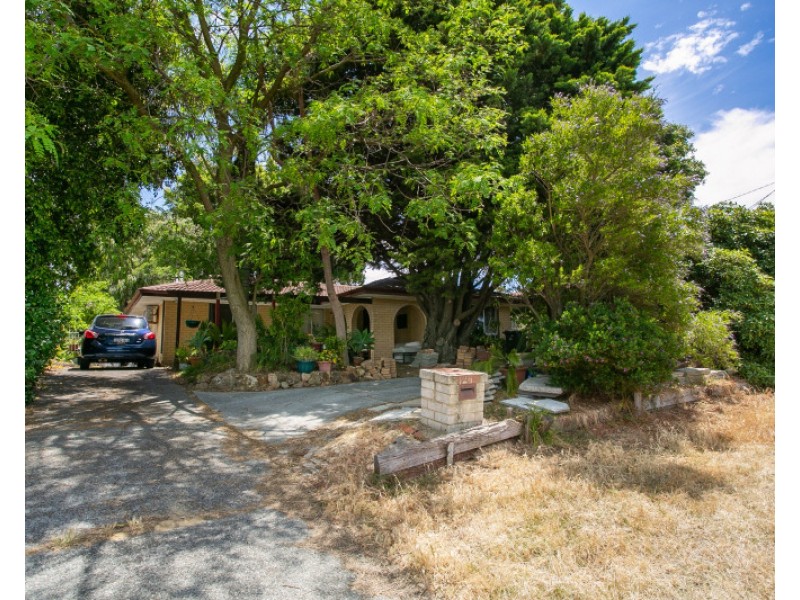 124 Waddington Crescent, Koondoola WA 6064