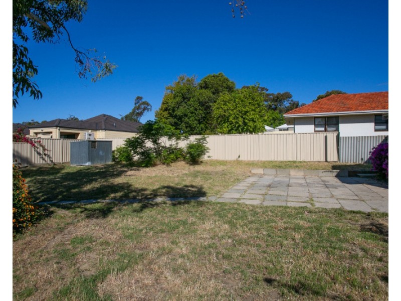 21 Tangmere Way, Balga WA 6061
