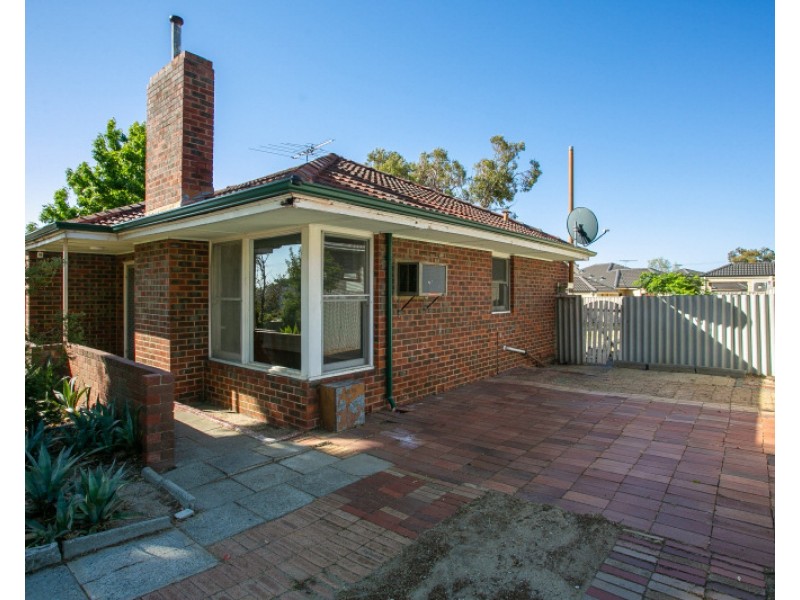 21 Tangmere Way, Balga WA 6061