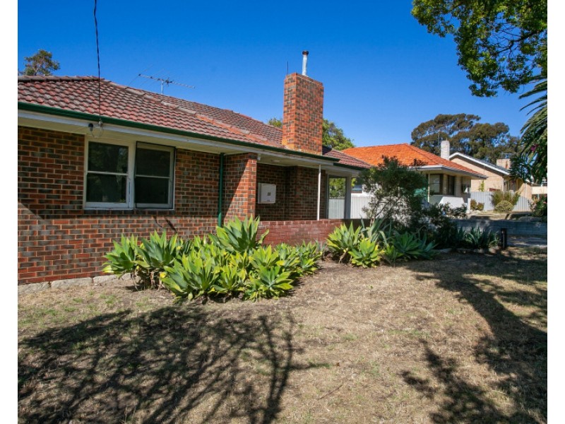 21 Tangmere Way, Balga WA 6061
