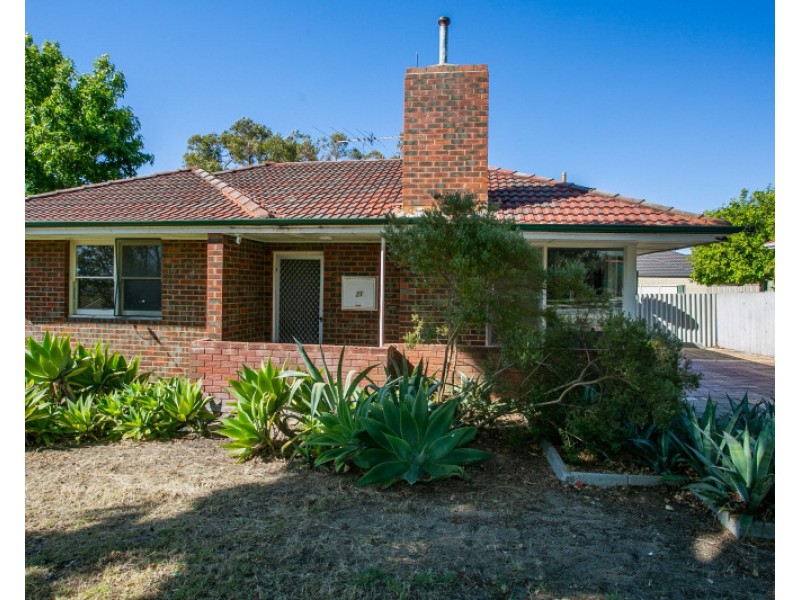 21 Tangmere Way, Balga WA 6061