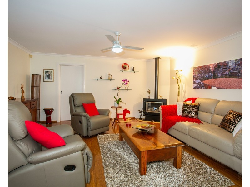 1 Viola Place, Beechboro WA 6063