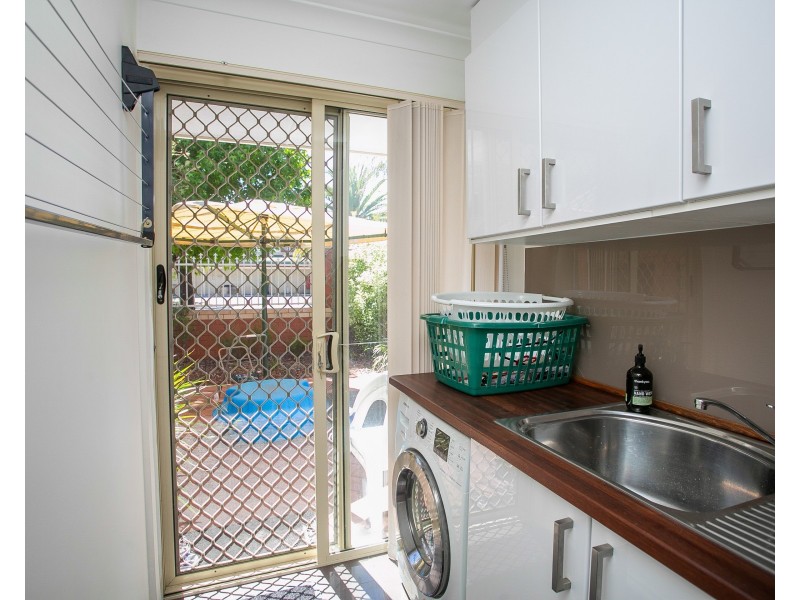 1 Viola Place, Beechboro WA 6063