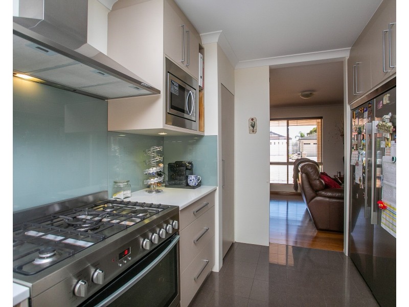 1 Viola Place, Beechboro WA 6063