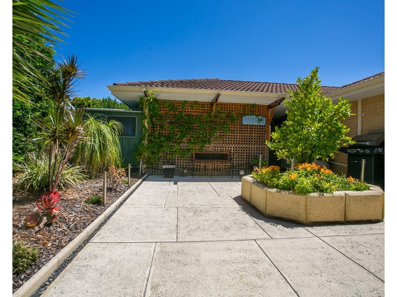 1 Viola Place, Beechboro WA 6063