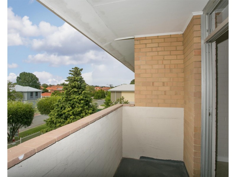 32/26 Golf View Street, Yokine WA 6060