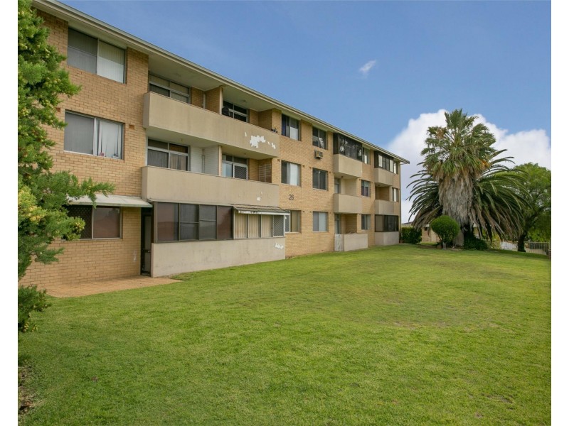 32/26 Golf View Street, Yokine WA 6060
