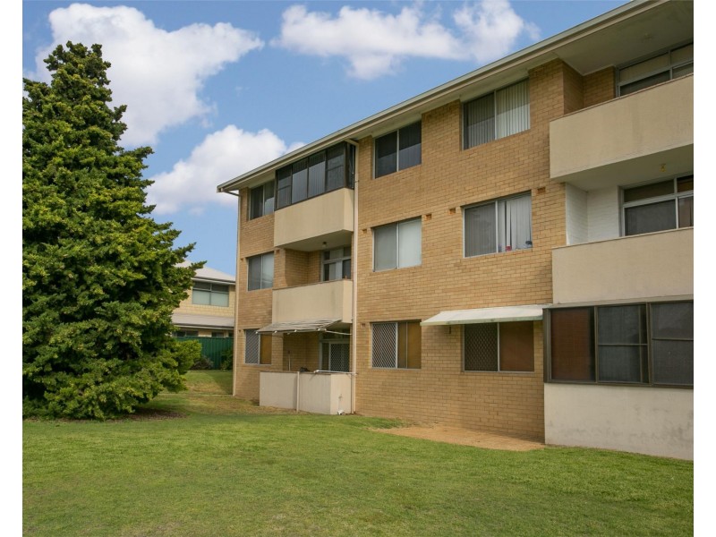 32/26 Golf View Street, Yokine WA 6060