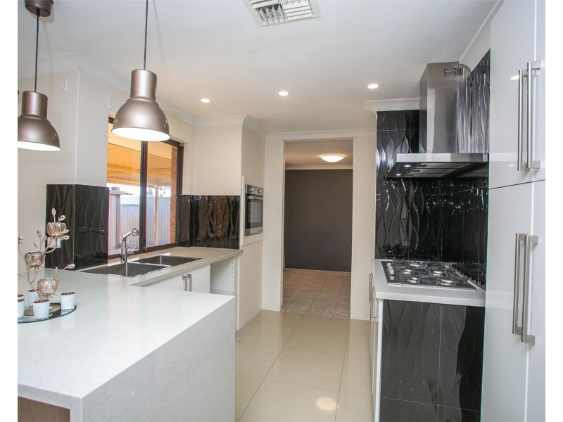 220 Altone Road, Beechboro WA 6063