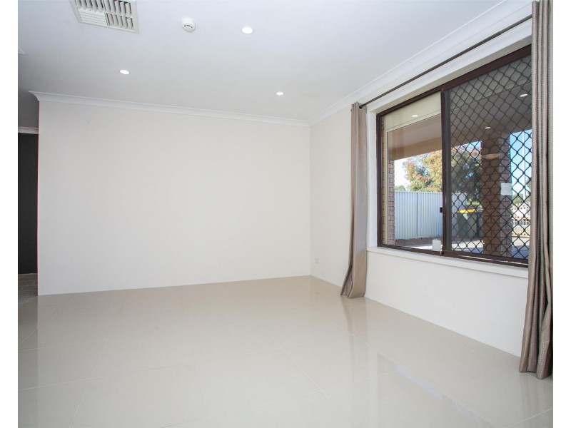 220 Altone Road, Beechboro WA 6063