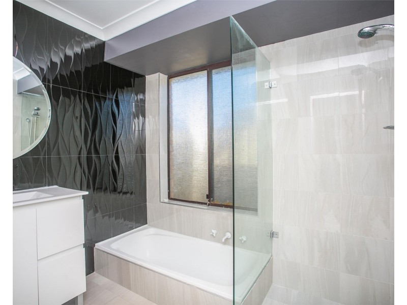 220 Altone Road, Beechboro WA 6063