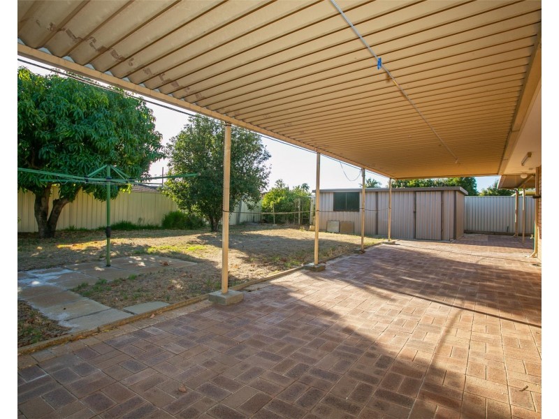 220 Altone Road, Beechboro WA 6063