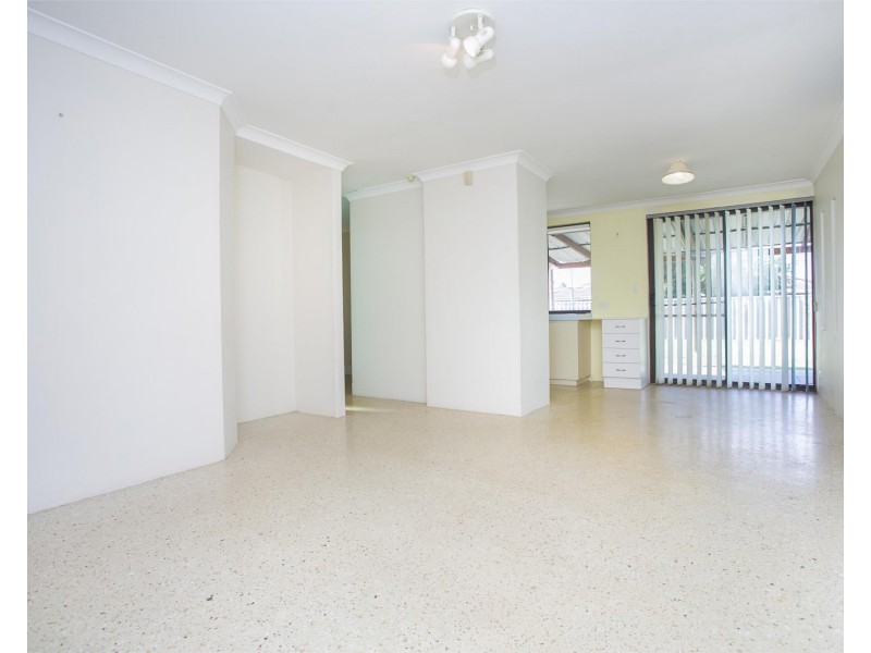 16 Salisbury Road, Beechboro WA 6063