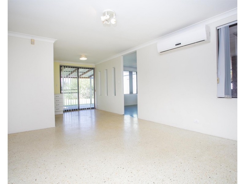 16 Salisbury Road, Beechboro WA 6063