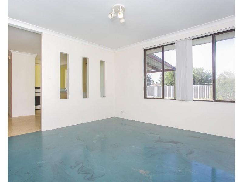 16 Salisbury Road, Beechboro WA 6063