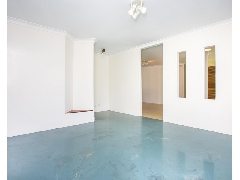 16 Salisbury Road, Beechboro WA 6063