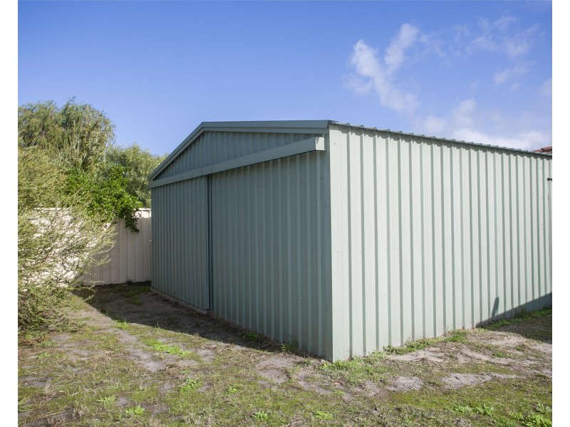 16 Salisbury Road, Beechboro WA 6063