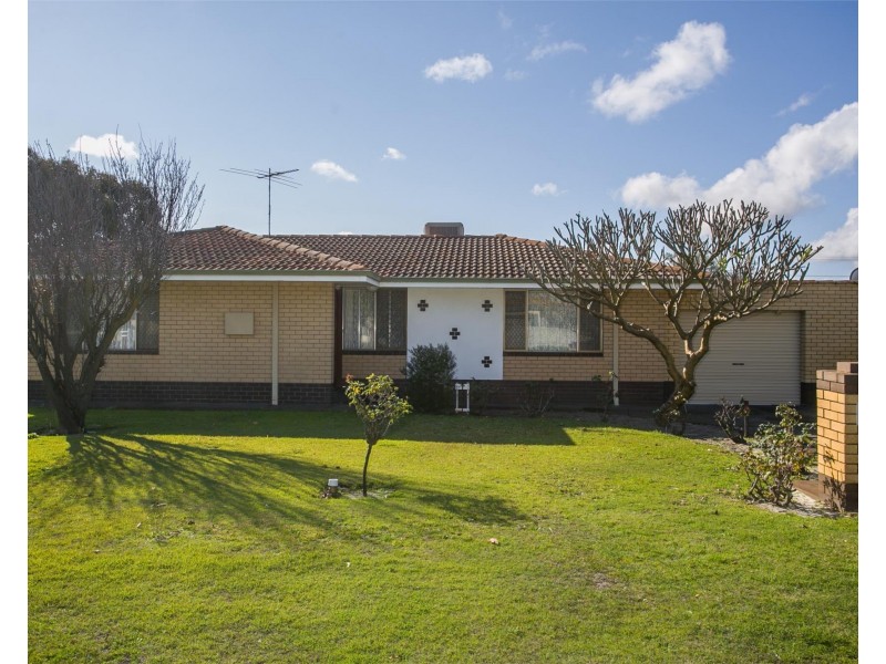 36 Ireland Way, Bassendean WA 6054