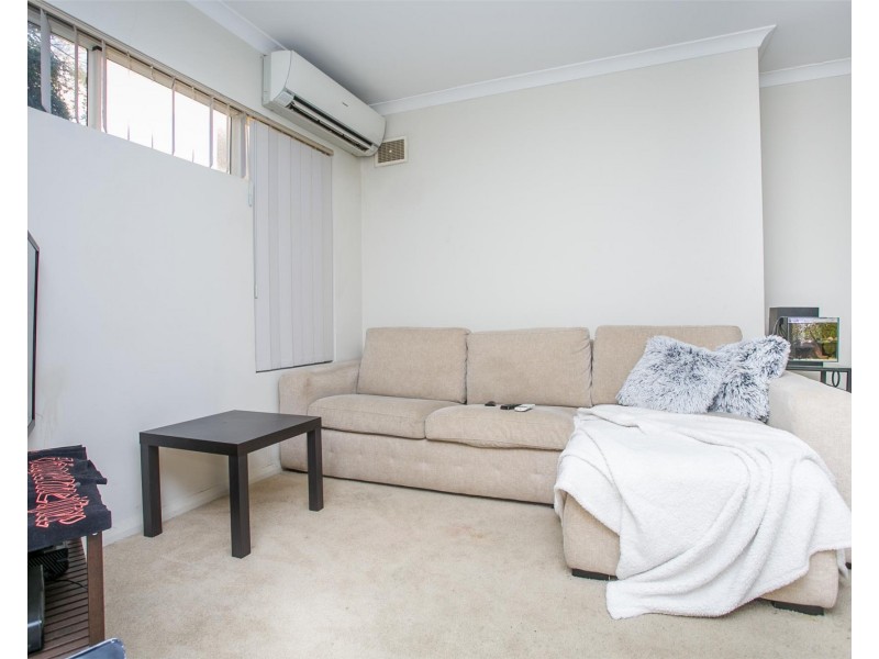 3/18 Byers Road, Midland WA 6056