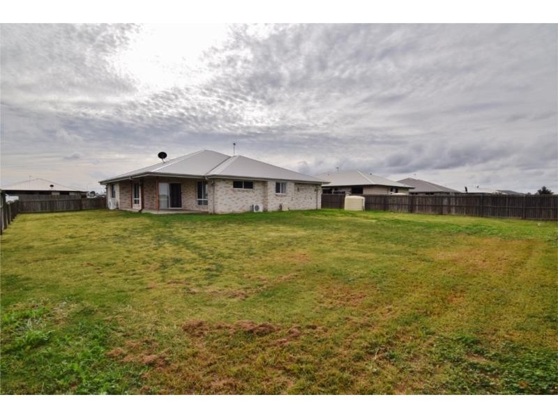 38 Diggers Drive, Dalby QLD 4405