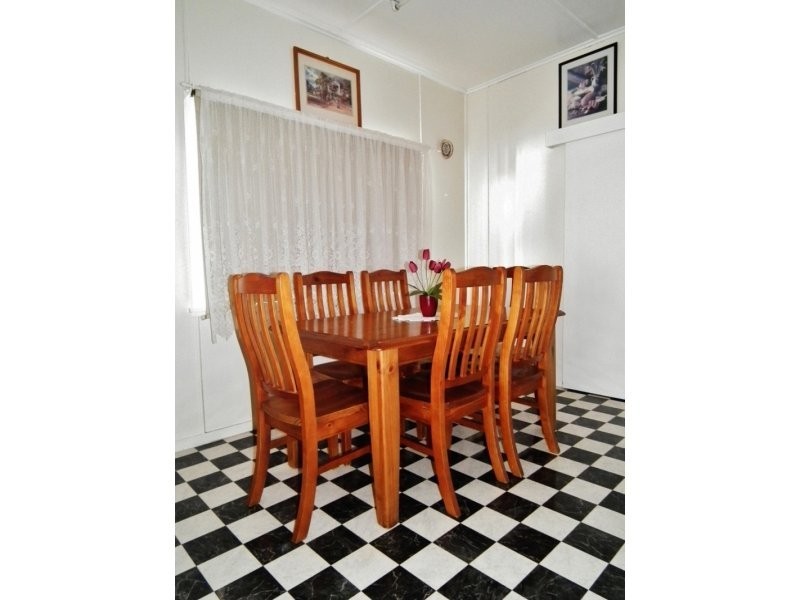 14 Moreton Street, Dalby QLD 4405