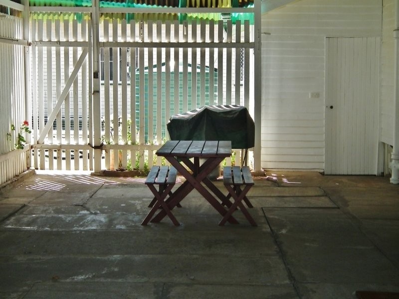 14 Moreton Street, Dalby QLD 4405