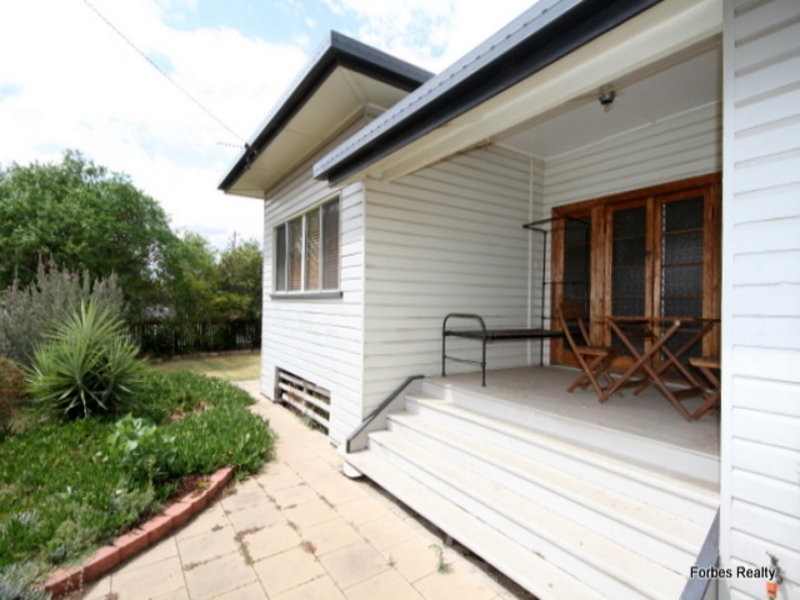 116 Condamine Street, Dalby QLD 4405
