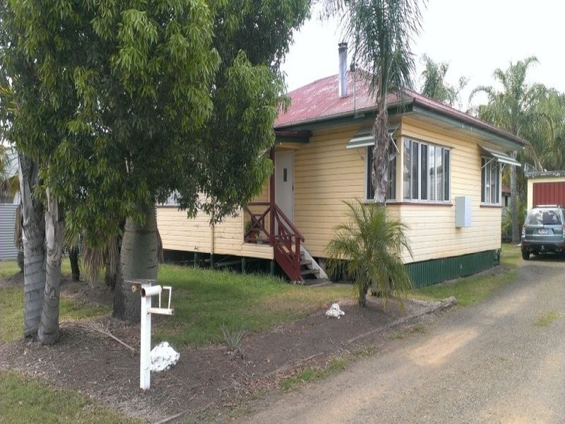 17 Rochedale Street, Dalby QLD 4405