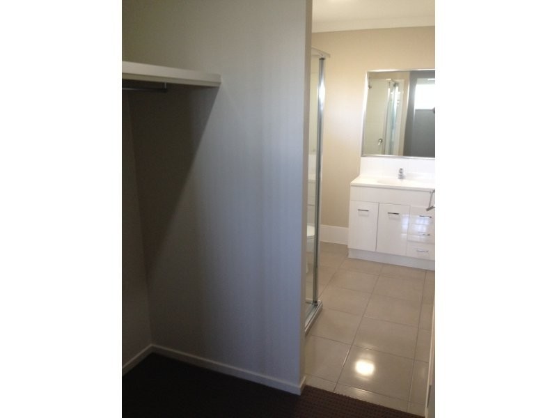 32 Gosden Drive, Dalby QLD 4405