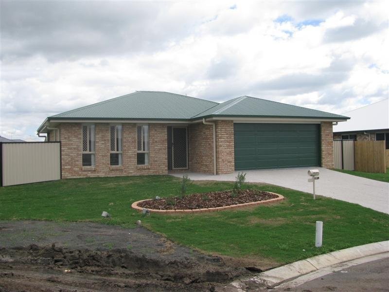 8 Paper Court, Dalby QLD 4405