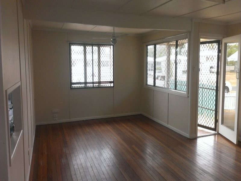 29 Charles Street, Dalby QLD 4405