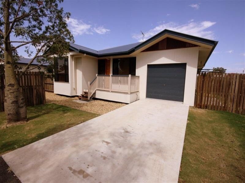 1/122 Edward Street, Dalby QLD 4405