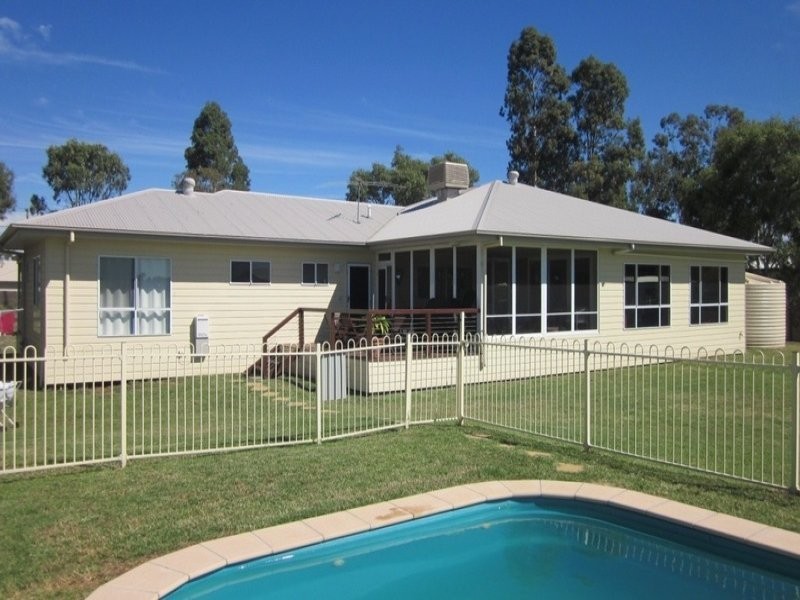 131 Blaxland Road, Dalby QLD 4405