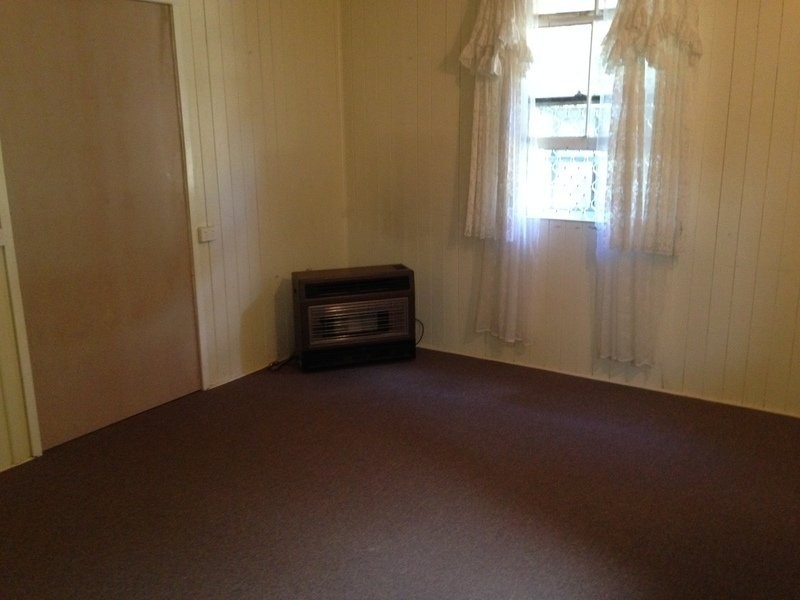 24 Etty Street, Dalby QLD 4405