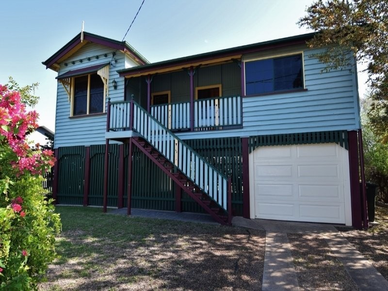 92 Orpen Street, Dalby QLD 4405
